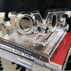 New Home word silver ceramic sign